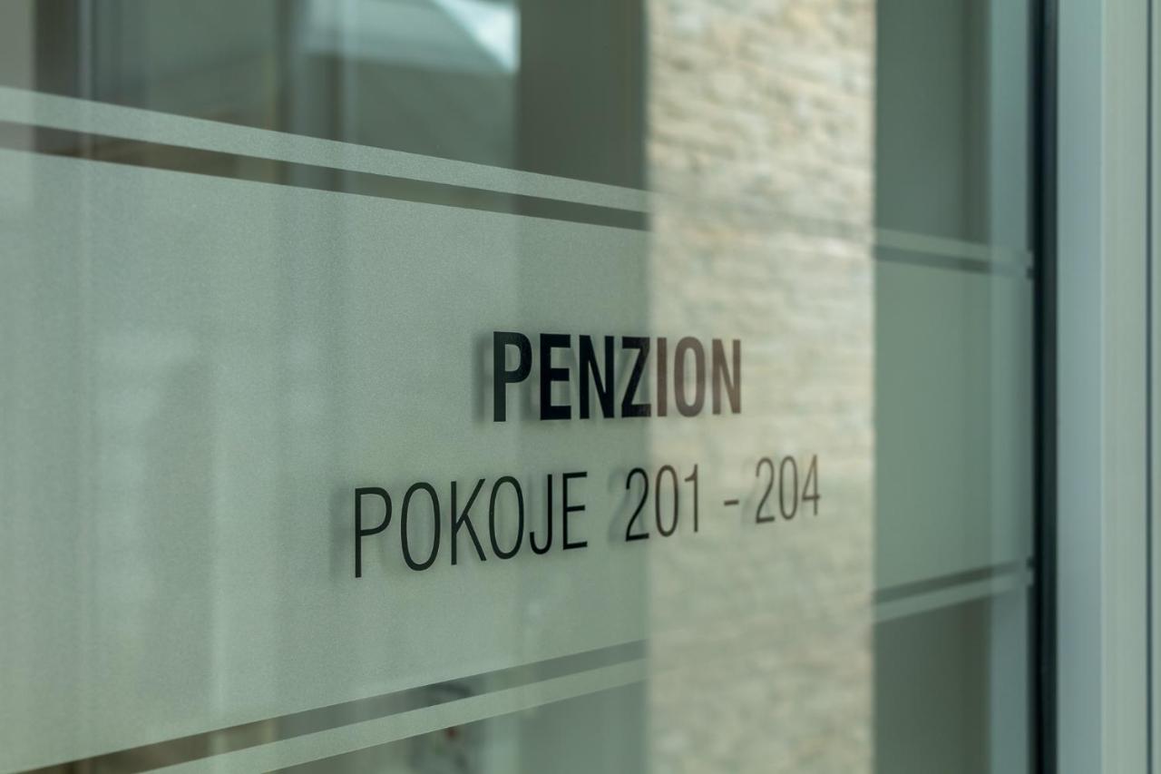 Penzion Na Náměstí Dvůr Králové nad Labem Exterior foto